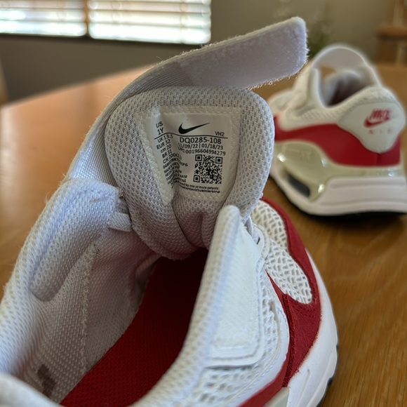 Kids Nike AIRMAX sneakers - Picture 9 of 9